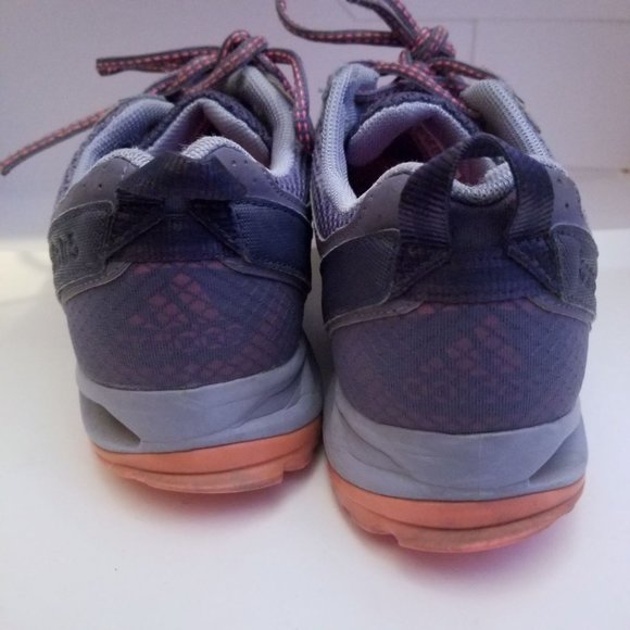 Adidas Run Strong sz 9 kanadia tr 5 - Picture 7 of 10